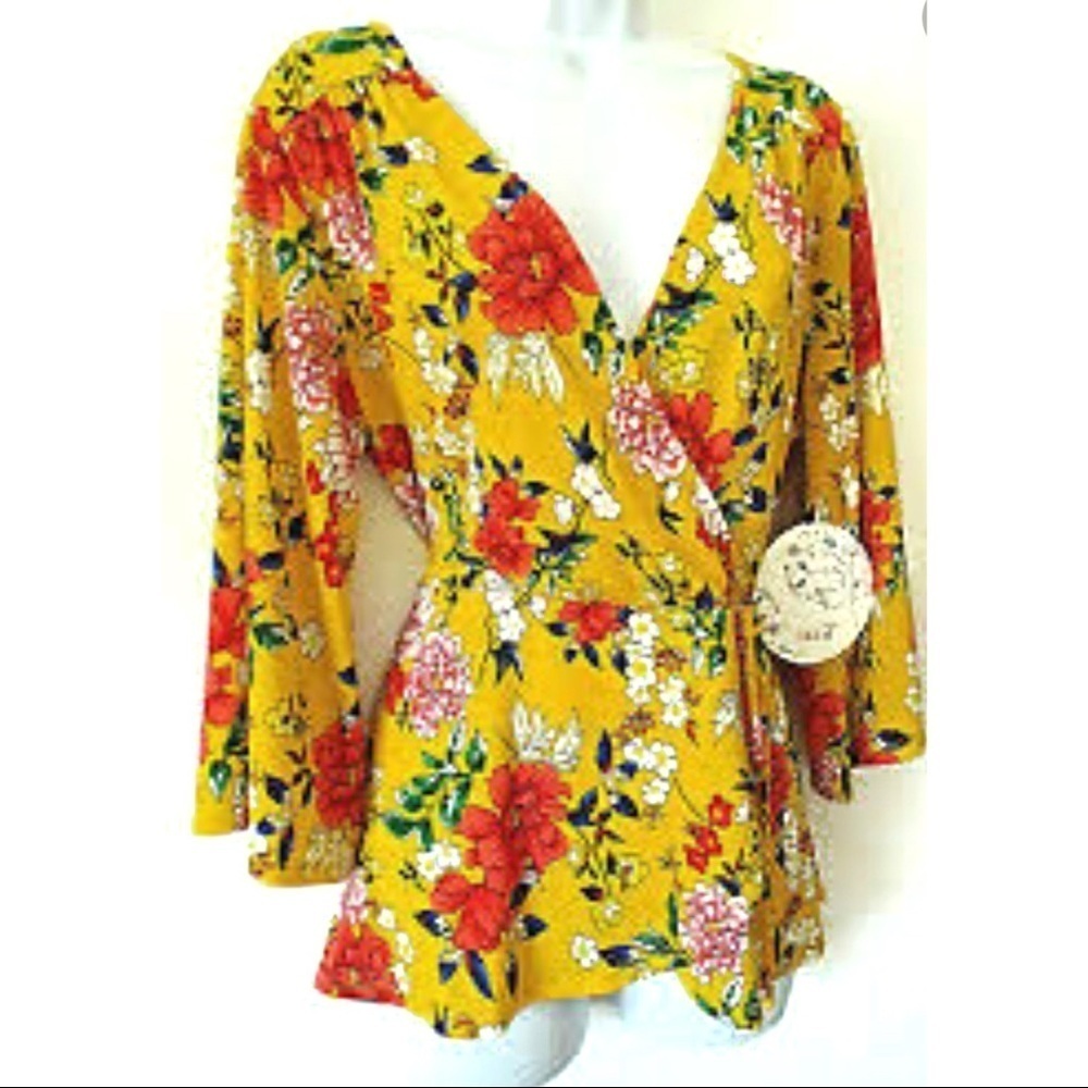 NAÏF Floral Faux Wrap Boho Chic Yellow Top Sz M - Picture 1 of 15
